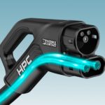 Der flüssigkeitsgekühlte HPC-Ladestecker CHARX connect professional von Phoenix Contact. Quelle: Phoenix Contact