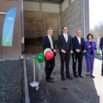 Dr. Ferdinand Höfer (Geschäftsführer MVV Enamic GmbH), Dr. Johannes Werhahn (Vertriebsvorstand MVV Energie AG), Dr. Achim Hehl (CEO KOB GmbH), Daniela Schmitt (Ministerin für Wirtschaft, Verkehr, Landwirtschaft und Weinbau des Landes Rheinland-Pfalz) und Markus Kimpel (CFO KOB GmbH). (Bild: KOB GmbH)